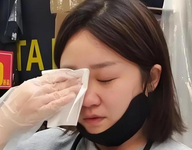 近况曝光！摆摊卖甜品想踏出重生第一步麻将胡了2试玩“重庆姐弟坠亡案”妈妈(图8)