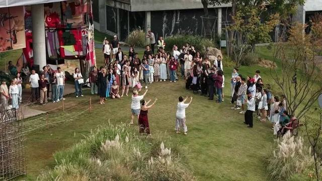 关注！成都这三条街爆火！麻将胡了2试玩模拟器央媒(图5)